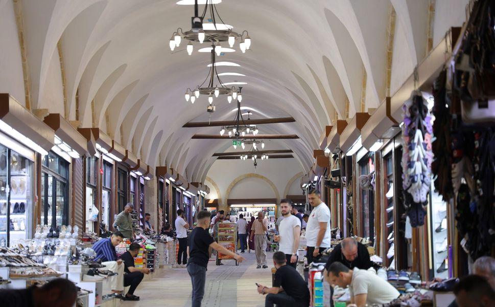 Kahramanmaraş’ta Tarihi Çarşı Serinliğin Adresi Oldu