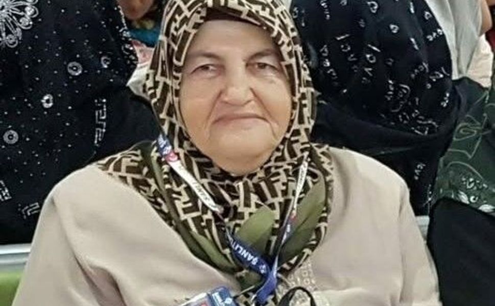 Seniha Demirkapu Vefat Etti