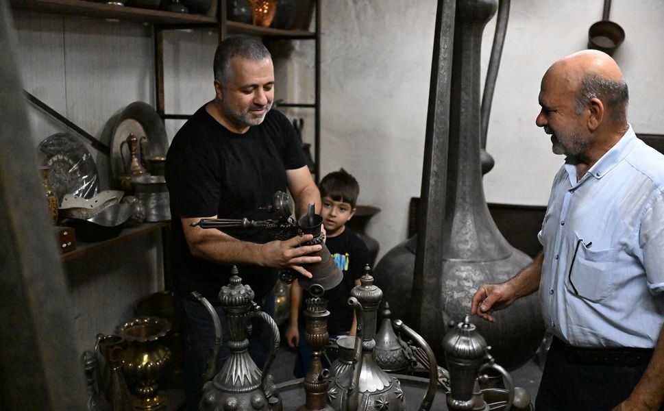 58 Yıllık Bakır Ustası İş Yerini Müzeye Çevirdi: İçinde 480 Yıllık Eser Var