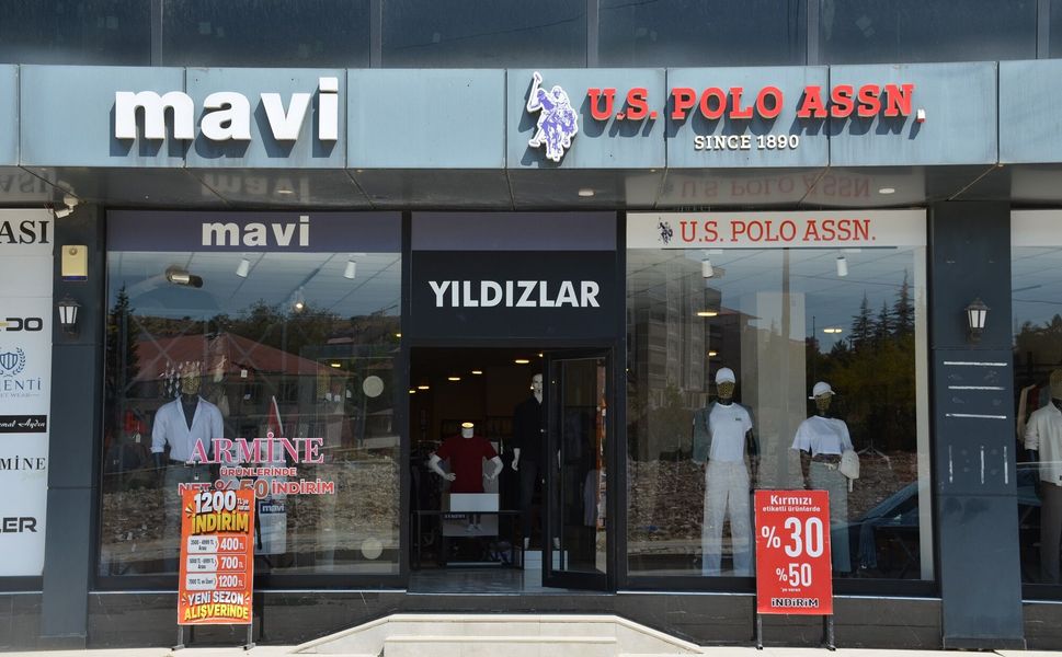 Afşin Mavi – US Polo – Koton Mağazası’nda Büyük İndirim Fırsatı! 1 Alana 1 Bedava