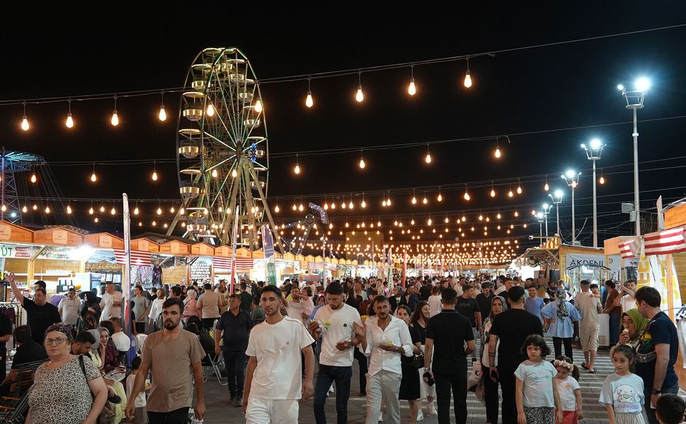 Vatandaşlardan Ağustos Fuarı’na Tam Not