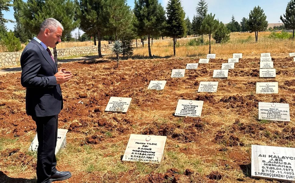 MHP Afşin’de Karaağaç Dönemi: Göreve Şehitleri Anarak Başladı