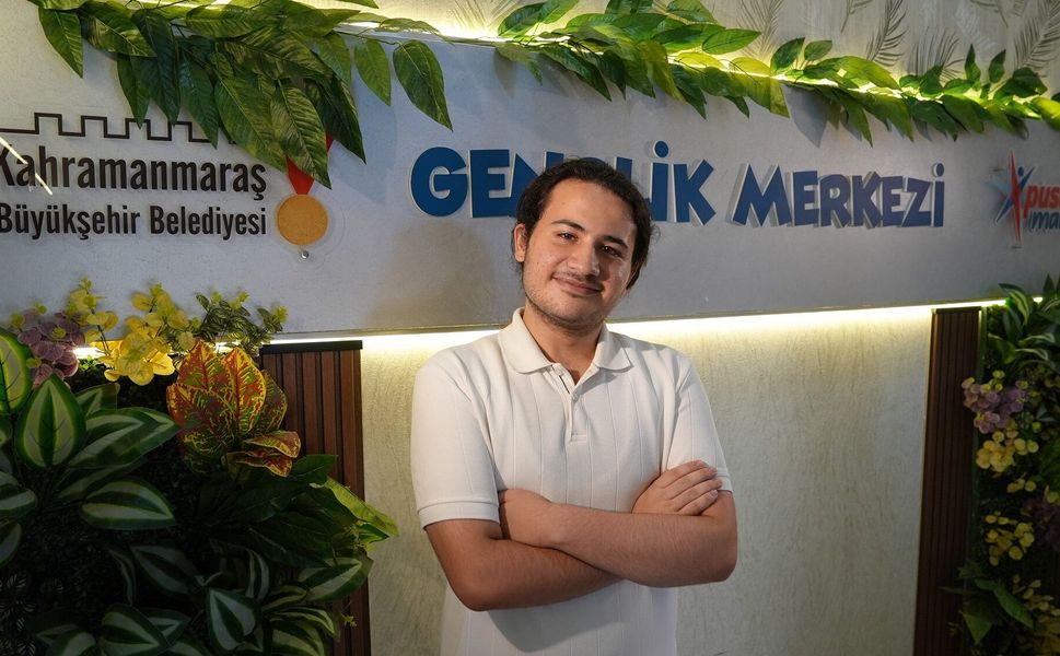 Kahramanmaraşlı Öğrenciden YKS’de Türkiye 52’nciliği