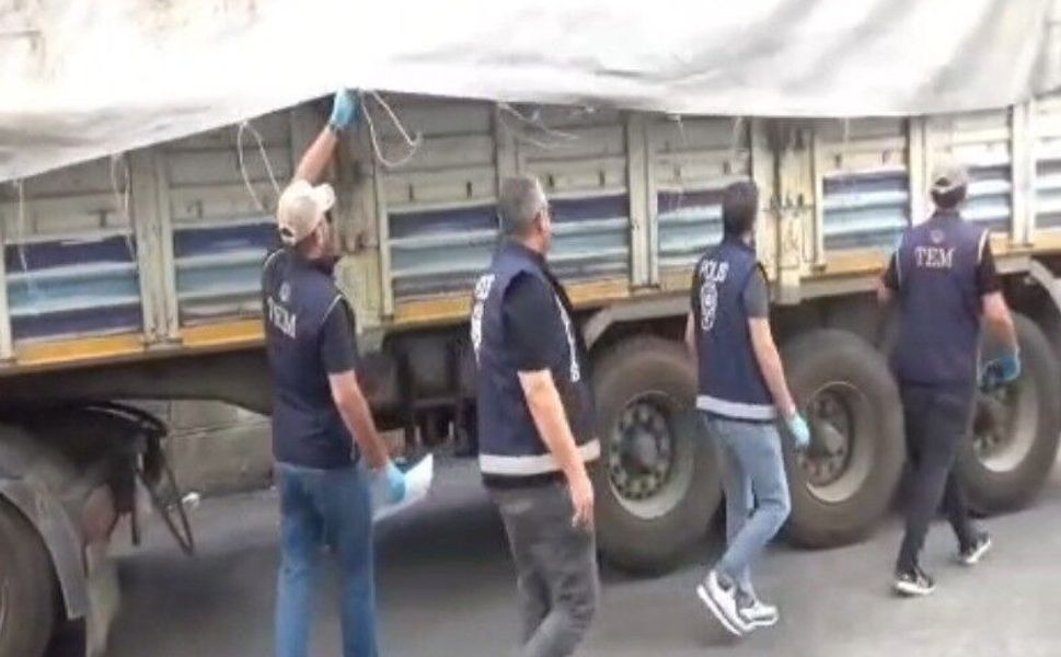 Afşin'de Kaçak Sigara Operasyonu: 160 Paket Ele Geçirildi