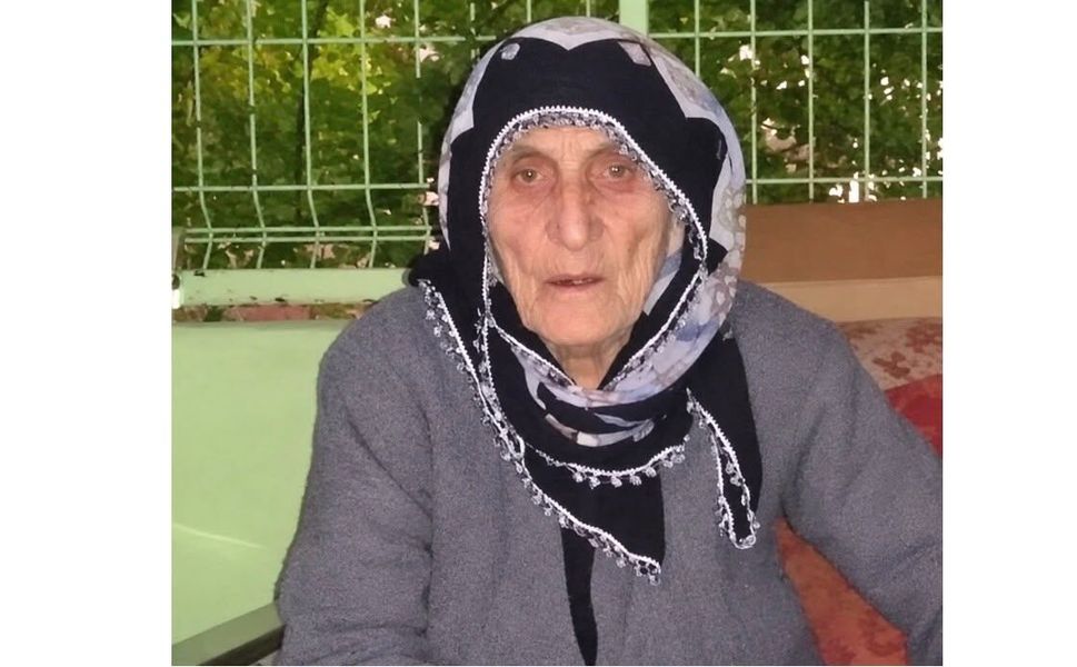 Ayşe Acer Vefat Etti