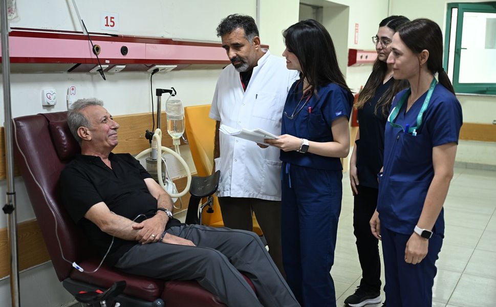 Doğduğu Hastaneye Doktor Olarak Atandı! Babasıyla Aynı Çatı Altında