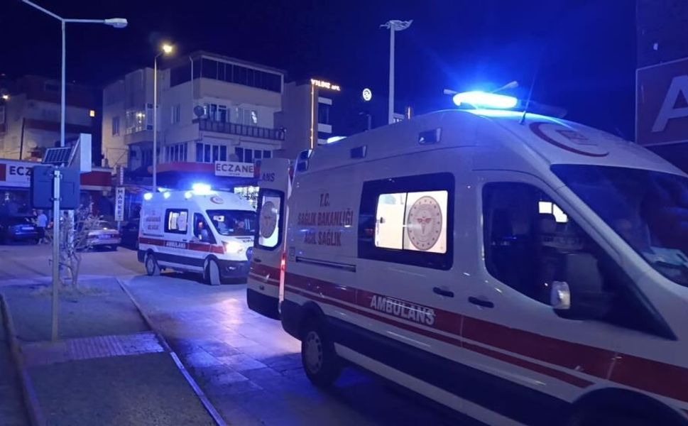 İki Grup Arasında Bıçaklı Kavga! 1’i Ağır 2 Yaralı