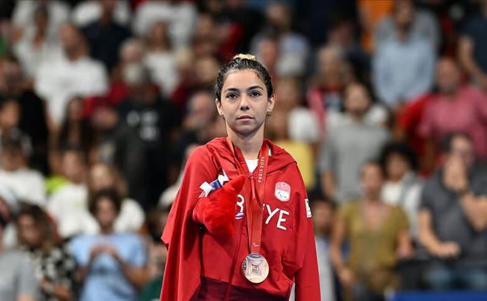 Kahramanmaraşlı Milli Sporcu Sevilay Öztürk’ten Avrupa’da Altın Madalya!
