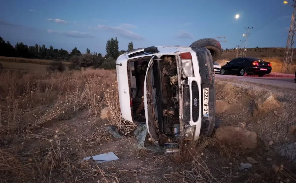 Minibüs Devrildi: 66 Yaşındaki Kadın Hayatını Kaybetti