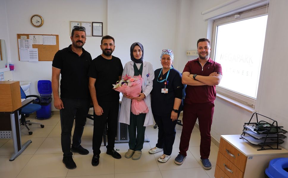 Kalbi İki Kez Durdu, Doktorların Müdahalesiyle Hayata Tutundu