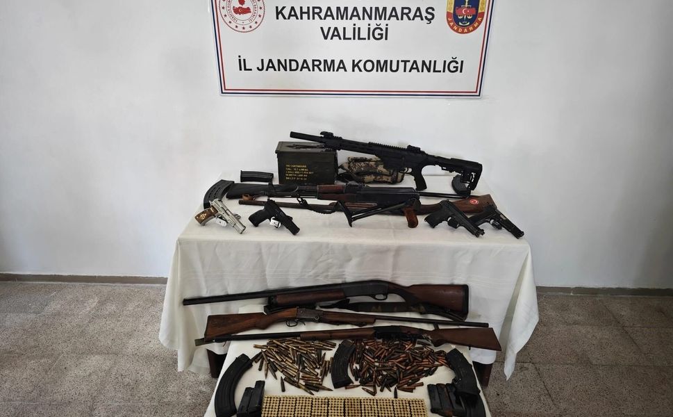 Silah Ticareti Operasyonunda 3 Şüpheli Tutuklandı