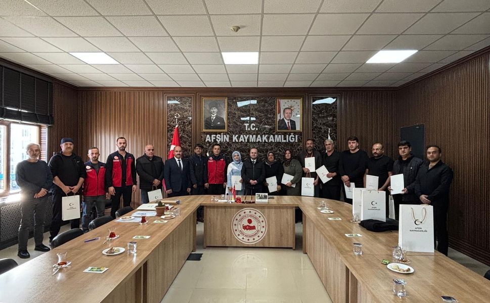 Afşin’de Tarımsal Sulamada Yeni Dönem: Çiftçilere Eğitim ve Toprak Nem Ölçüm Cihazı Desteği
