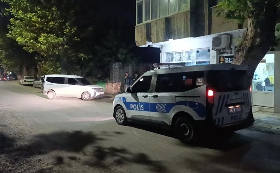 “Filanın Selamı Var” Deyip Genç Kıza Saldırdılar! 75 Bin Lirasını Gasp Ettiler
