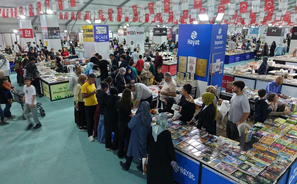 Kahramanmaraş Kitap Fuarı’nda Hafta Sonu Hareketliliği