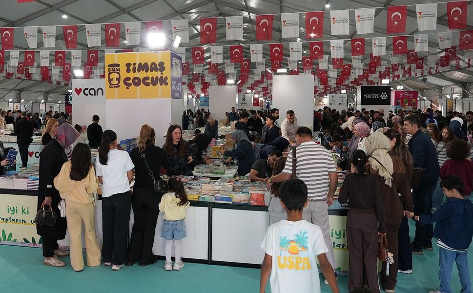 11. Uluslararası Kahramanmaraş Kitap Fuarı Ziyaretçi Sayısı 400 Bini Aştı