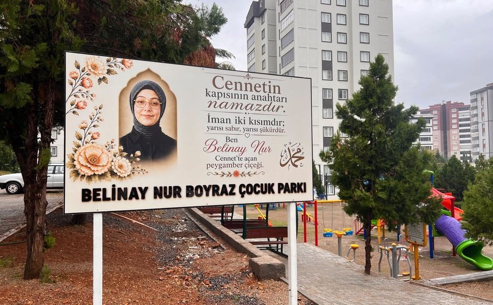 Okul Saldırısında Hayatını Kaybeden Çocukların İsimleri Park ve Sahaya Verildi