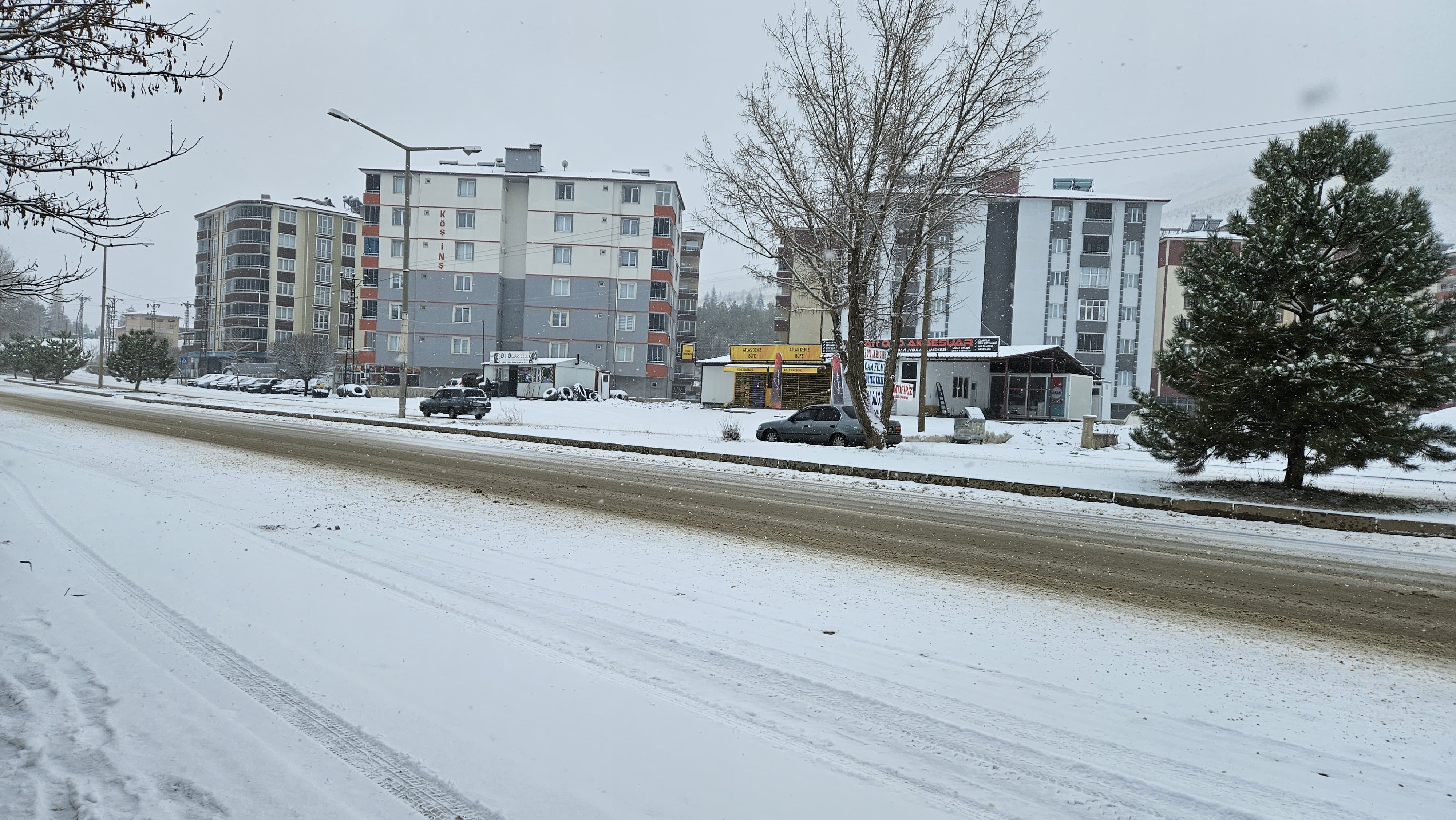 Afşin Belediyesi, Kar Küreme Çalışmalarını Sürdürüyor (5)