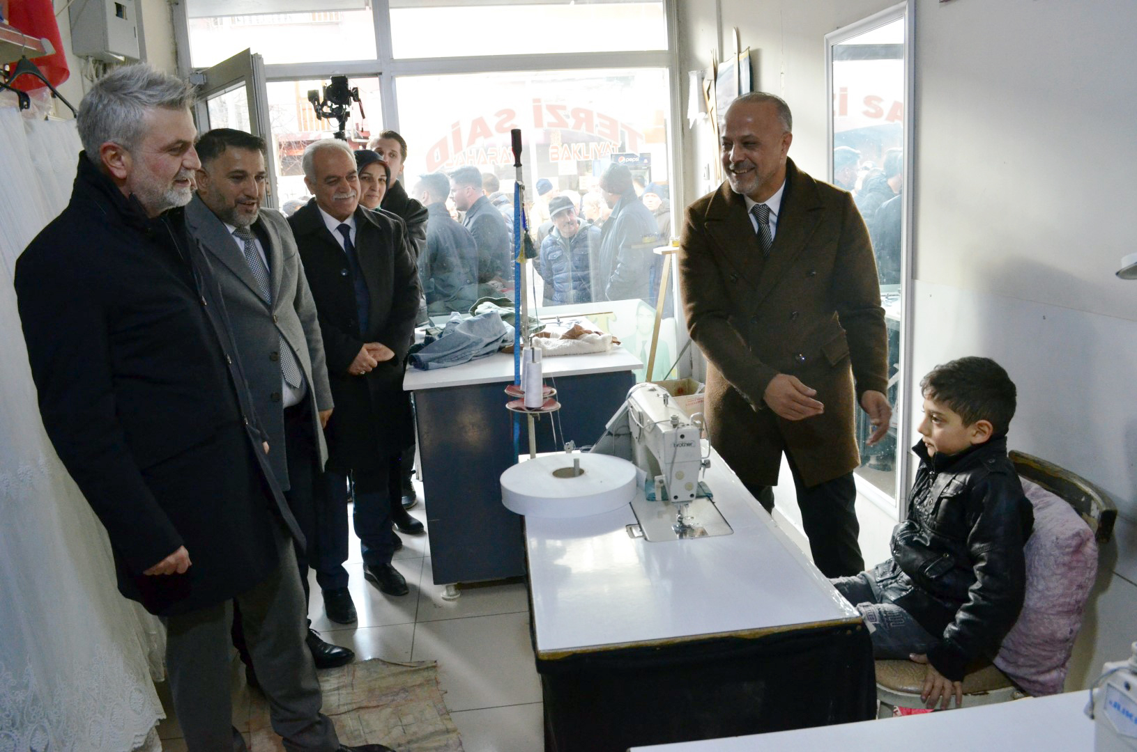Başkan Adayları Görgel Ve Kıraç’tan Esnafa Ziyaret (1)