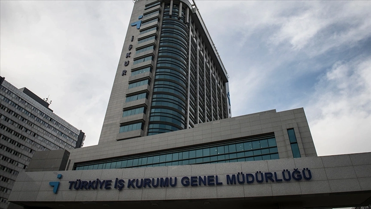 İŞKUR Gençlik Programı 2026-2027 başvuruları ne zaman? Başvuru şartları ve 1.375 TL ödeme