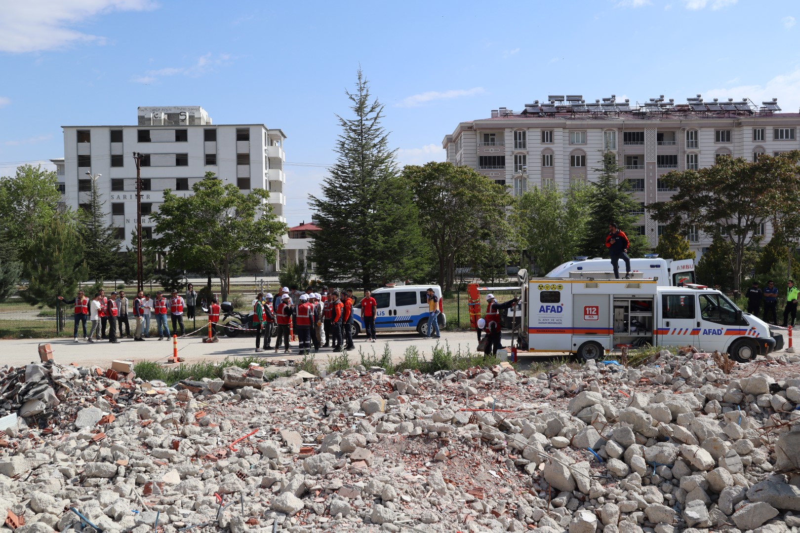 Afşin’de Öğretmenlerden Gerçeği Aratmayan Deprem Tatbikatı (3)