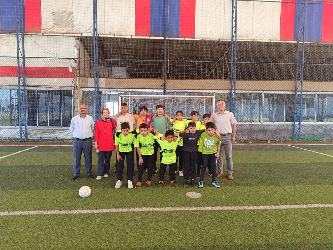 Kahramanmaraş'ta Ortaokullar Arası Futbol Turnuvası Başladı(3)