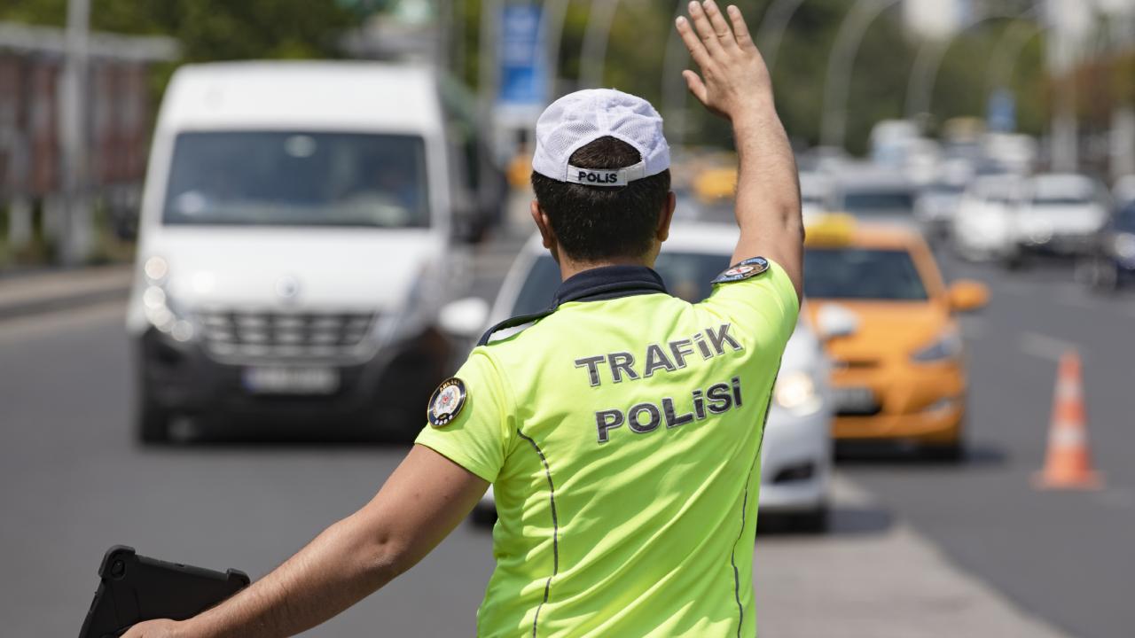 Trafik Polisi Aa 204323444444