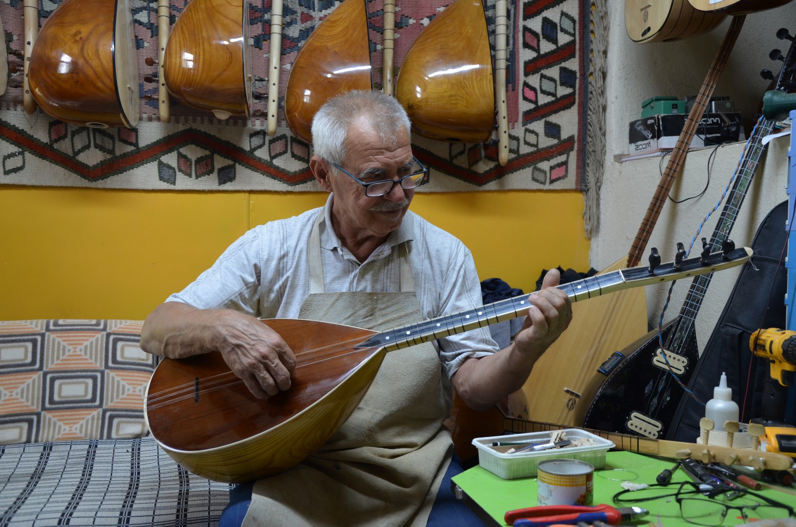 Afşinli Saz Ustası Celal Çaçan (12)