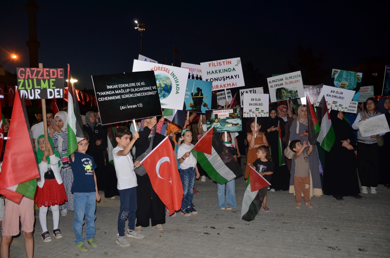 Afşin, Gazze'nin Sesi Olmak İçin Meydanda Toplandı (4)