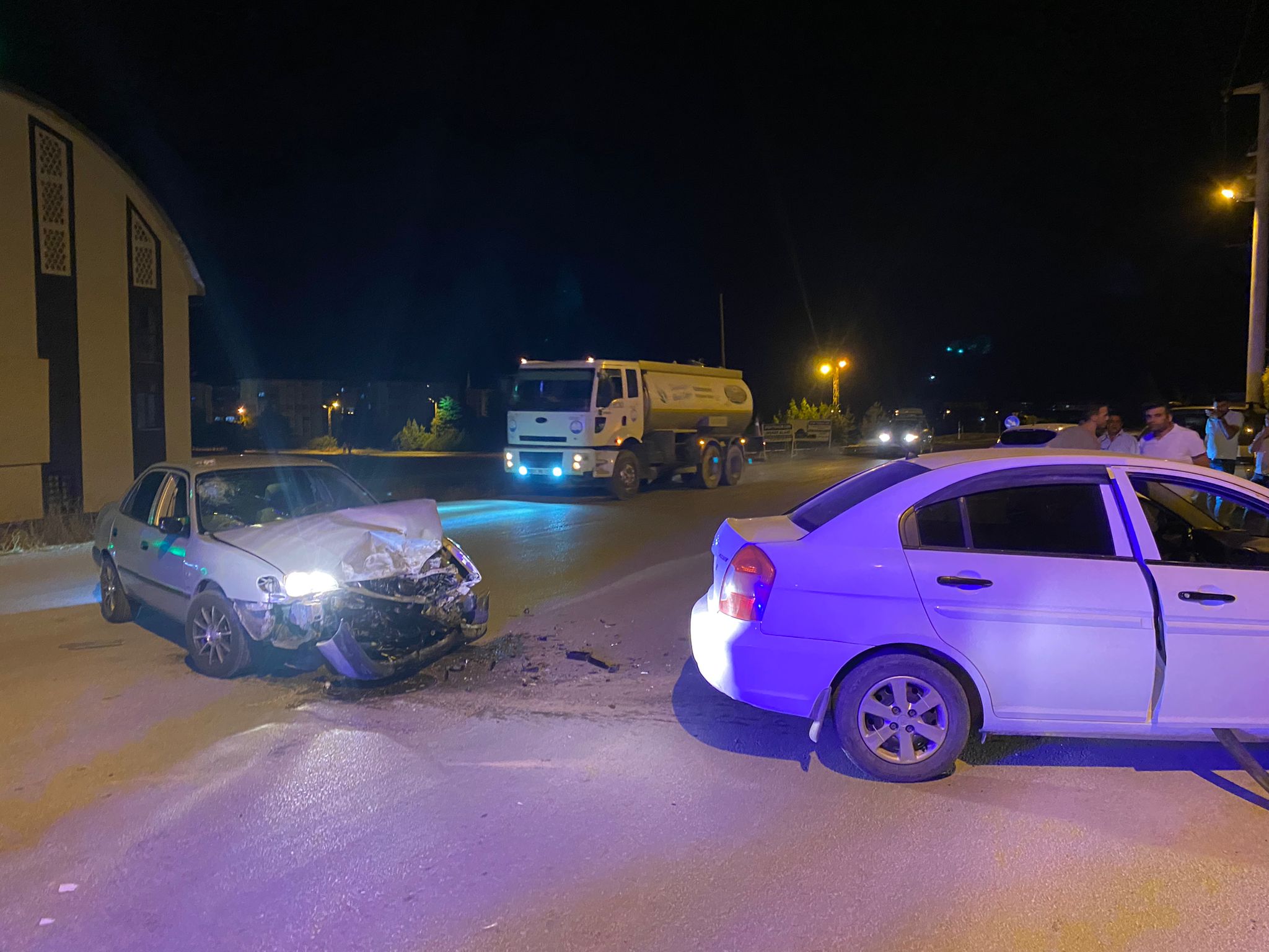 Afşin’de Maddi Hasarlı Trafik Kazası 1 Yaralı (4)