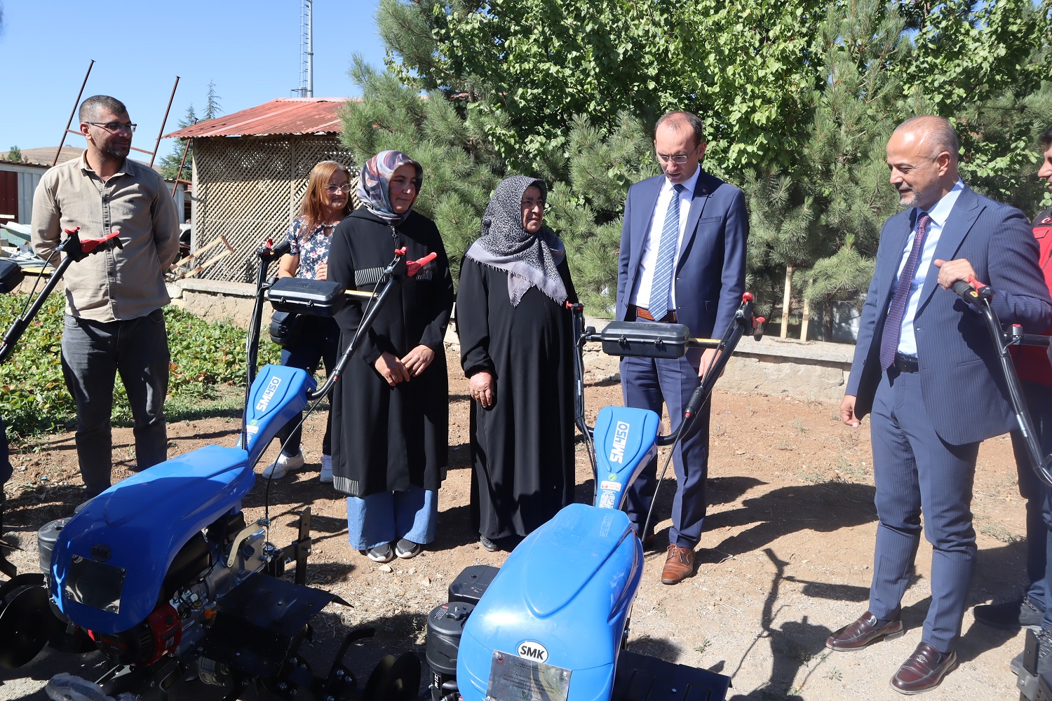 Afşin'de Üreticiye Hibeli Çapa Motoru Dağıtıldı (9)