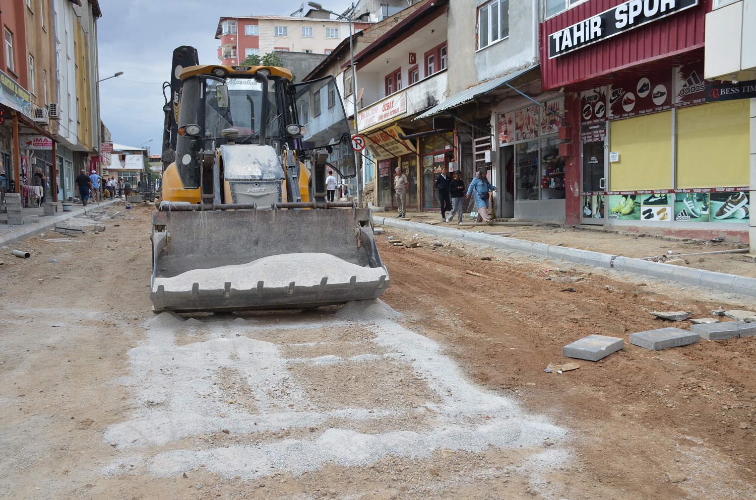 Başkan Kıraç, Fevzi Çakmak Caddesi'ndeki Çalışmaları Yerinde İnceledi (2)