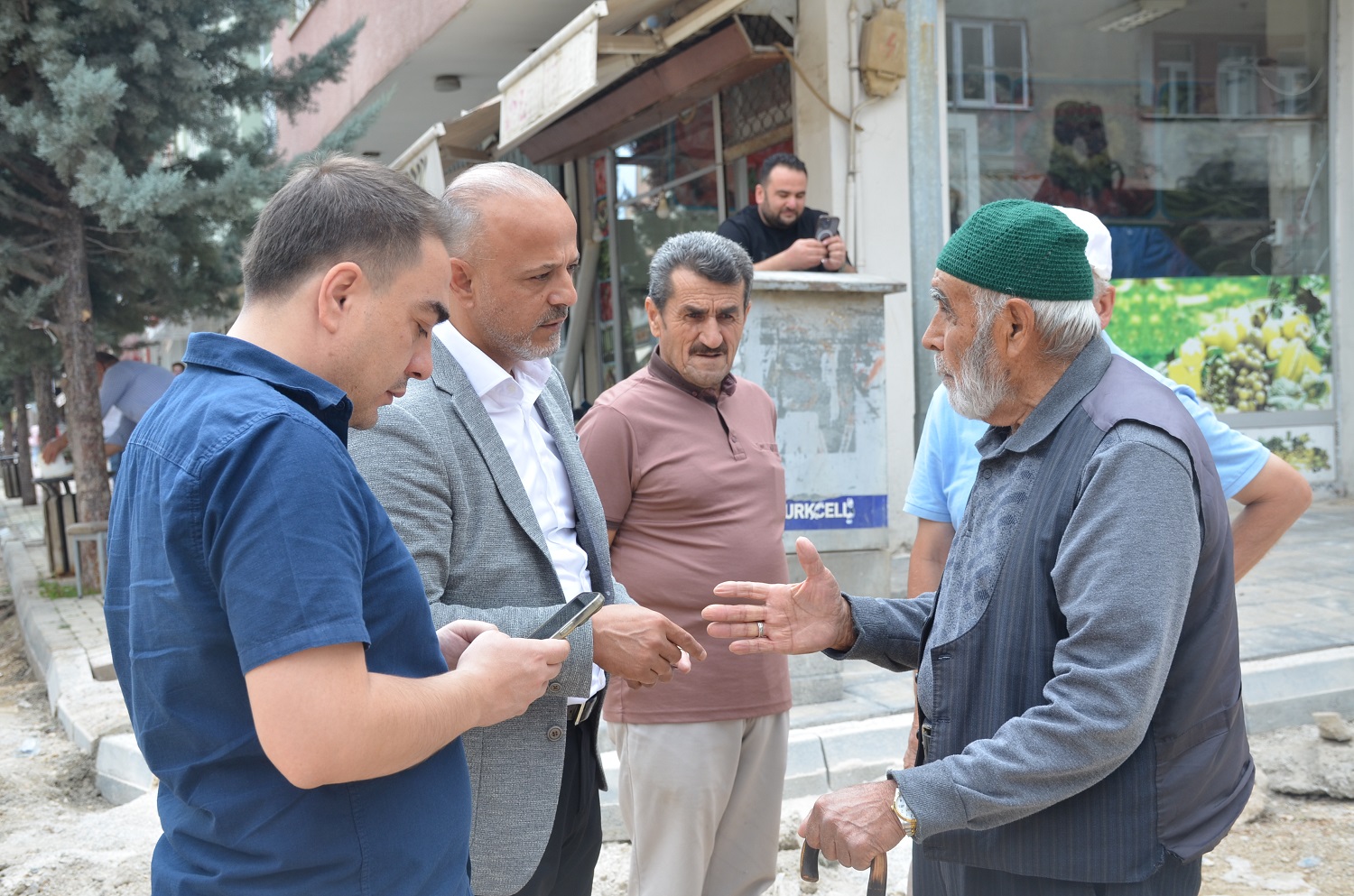 Başkan Kıraç, Fevzi Çakmak Caddesi'ndeki Çalışmaları Yerinde İnceledi (4)