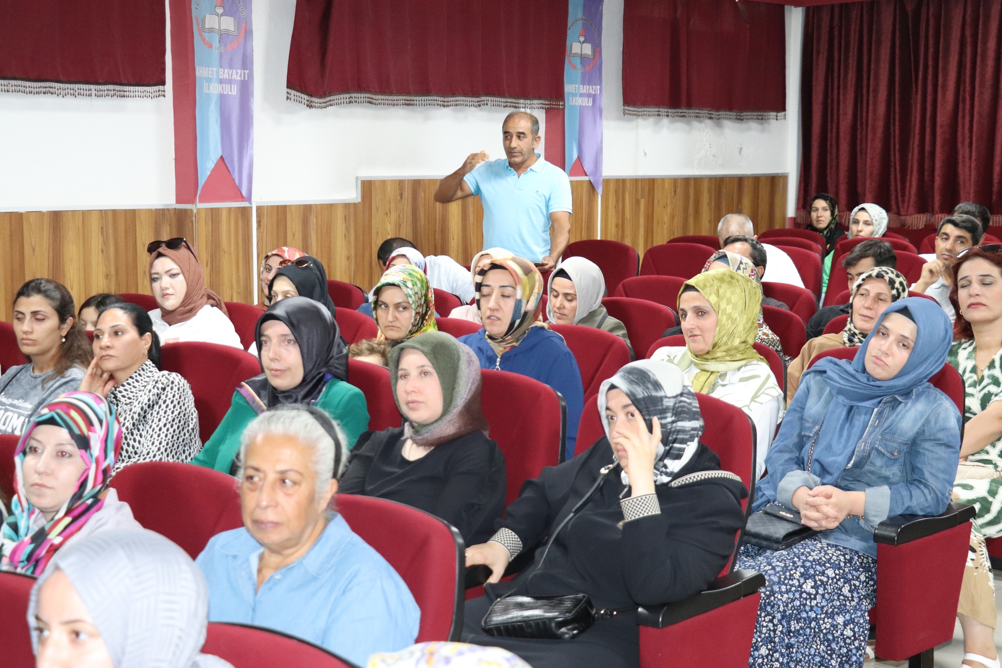 Baydur, Ahmet Beyazıt İlkokulu’nu Ziyaret Etti3