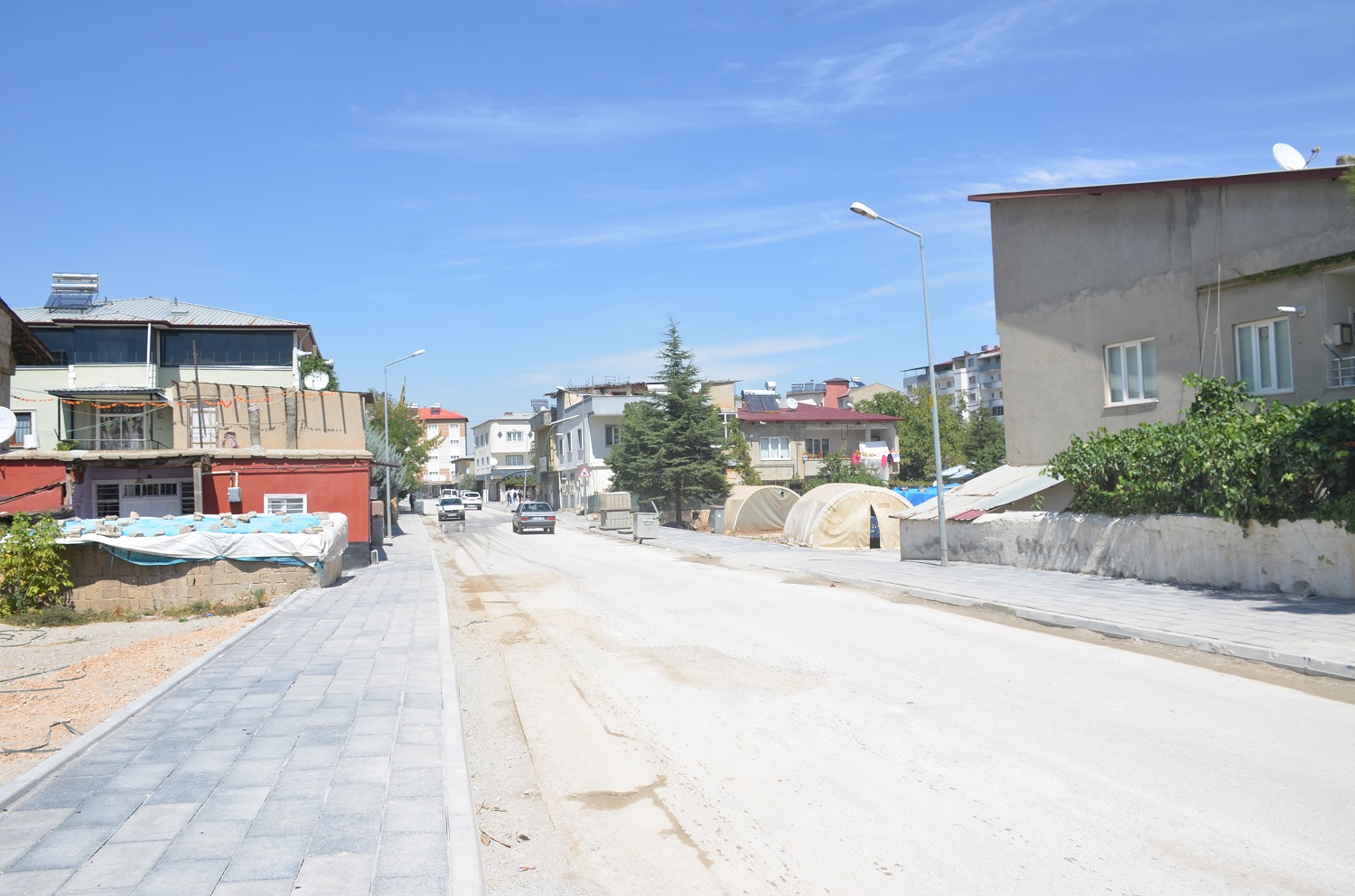 Köşoğlu Caddesi'nde Kaldırım Çalışmaları Tamamlandı (4)