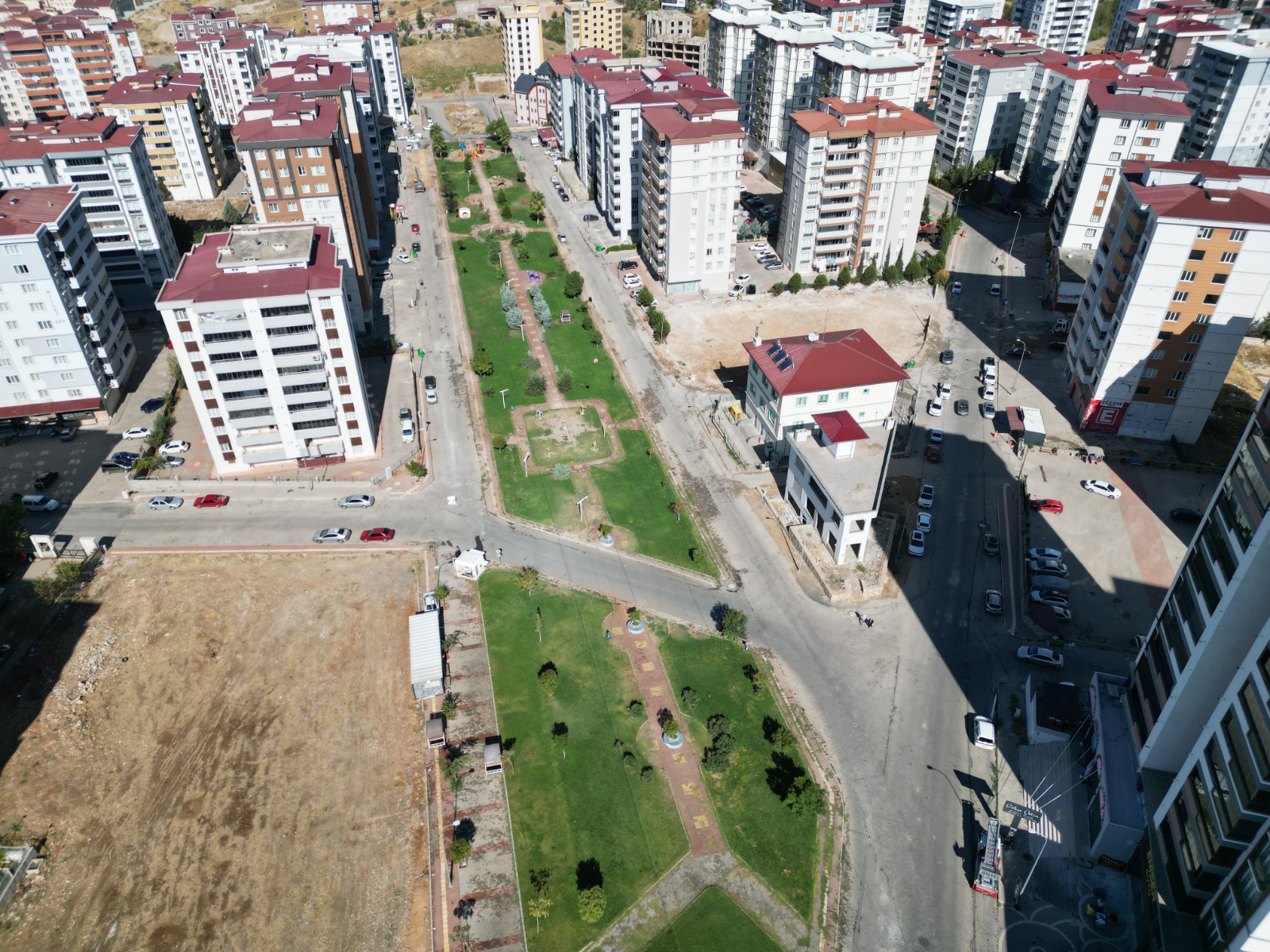 Onikişubat Belediyesi’nden Tekerek Mahallesi’nde Tam Gaz Asfalt Çalışması3