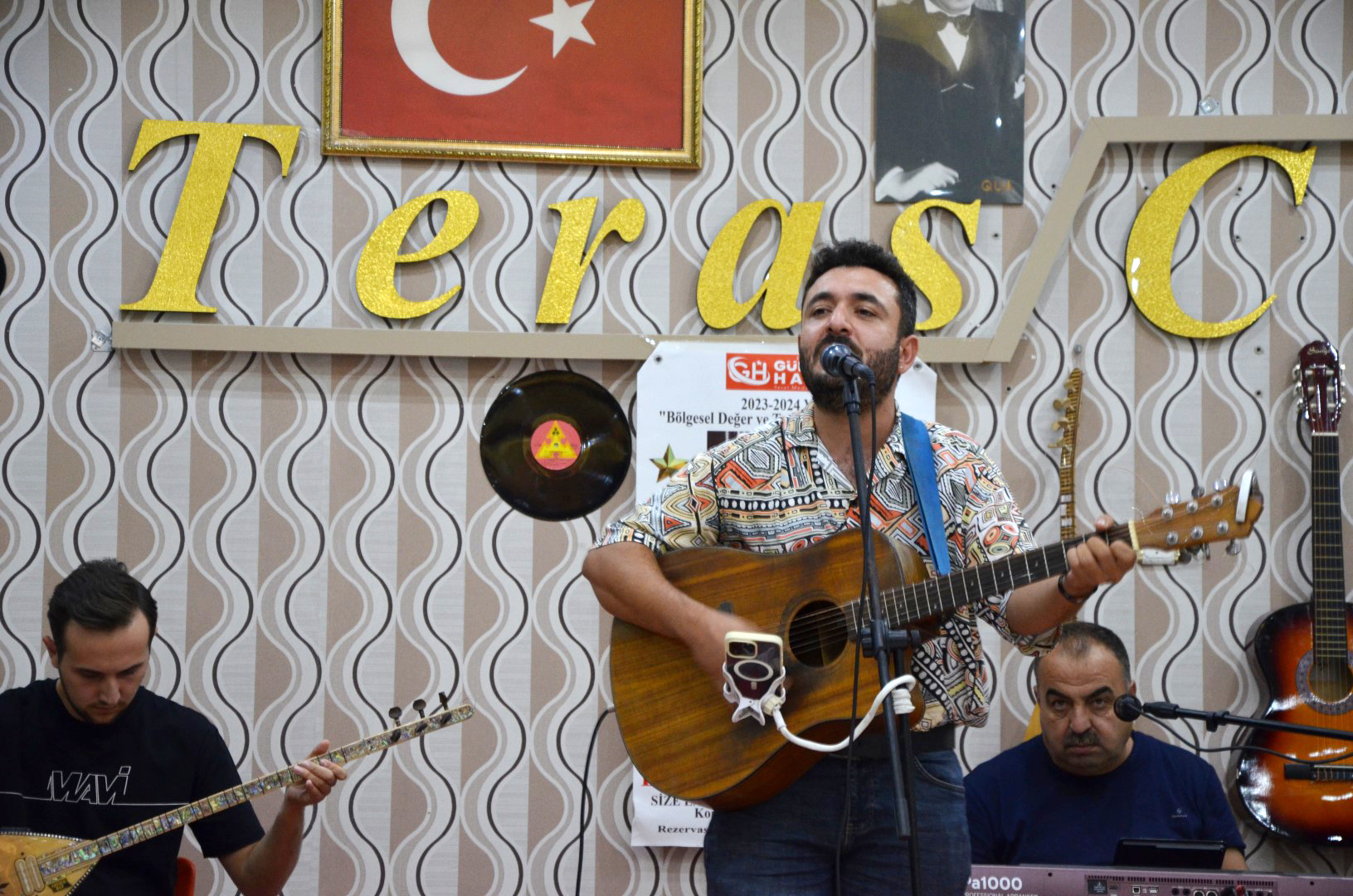 Teras Cafe’de Canlı Müzik Keyfi Yaşandı (2)