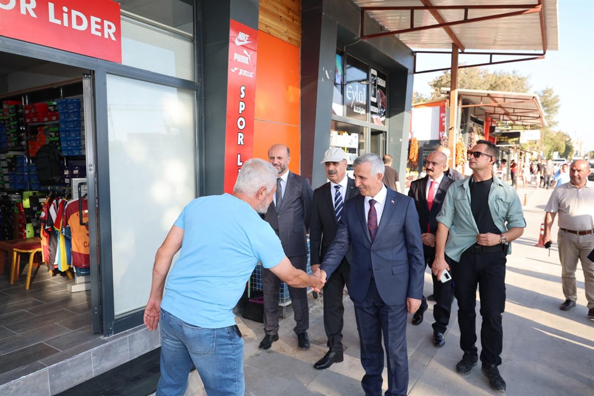 Vali Ünlüer, Trabzon Caddesi’nde İncelemelerde Bulundu17