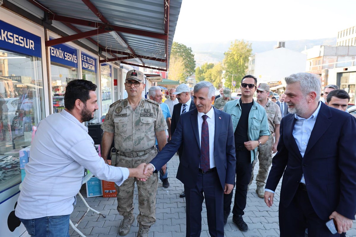 Vali Ünlüer, Trabzon Caddesi’nde İncelemelerde Bulundu5