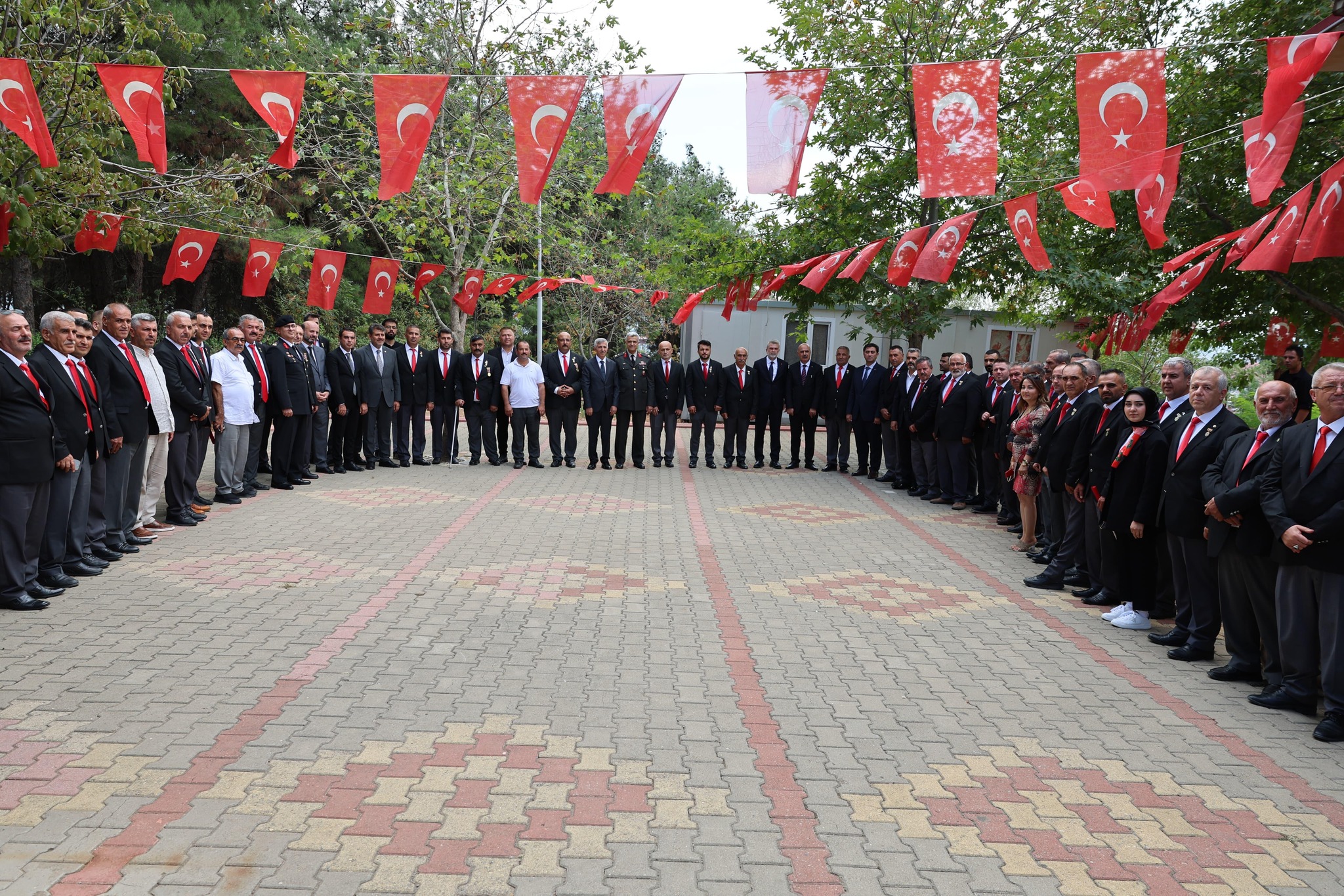 Vali Ünlüer, Türkiye Muharip Gaziler Derneği Ve Türkiye Harp Malulü Gaziler Derneği’ni Ziyaret Etti7