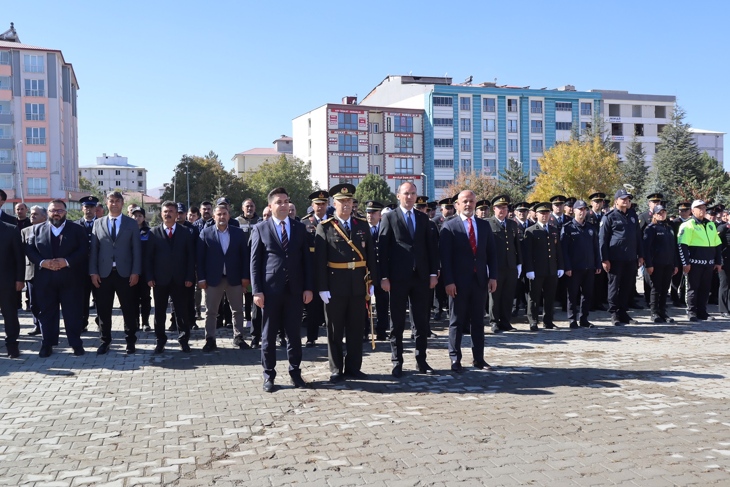 Afşin’de Çelenk Sunma Töreni Düzenlendi (8)