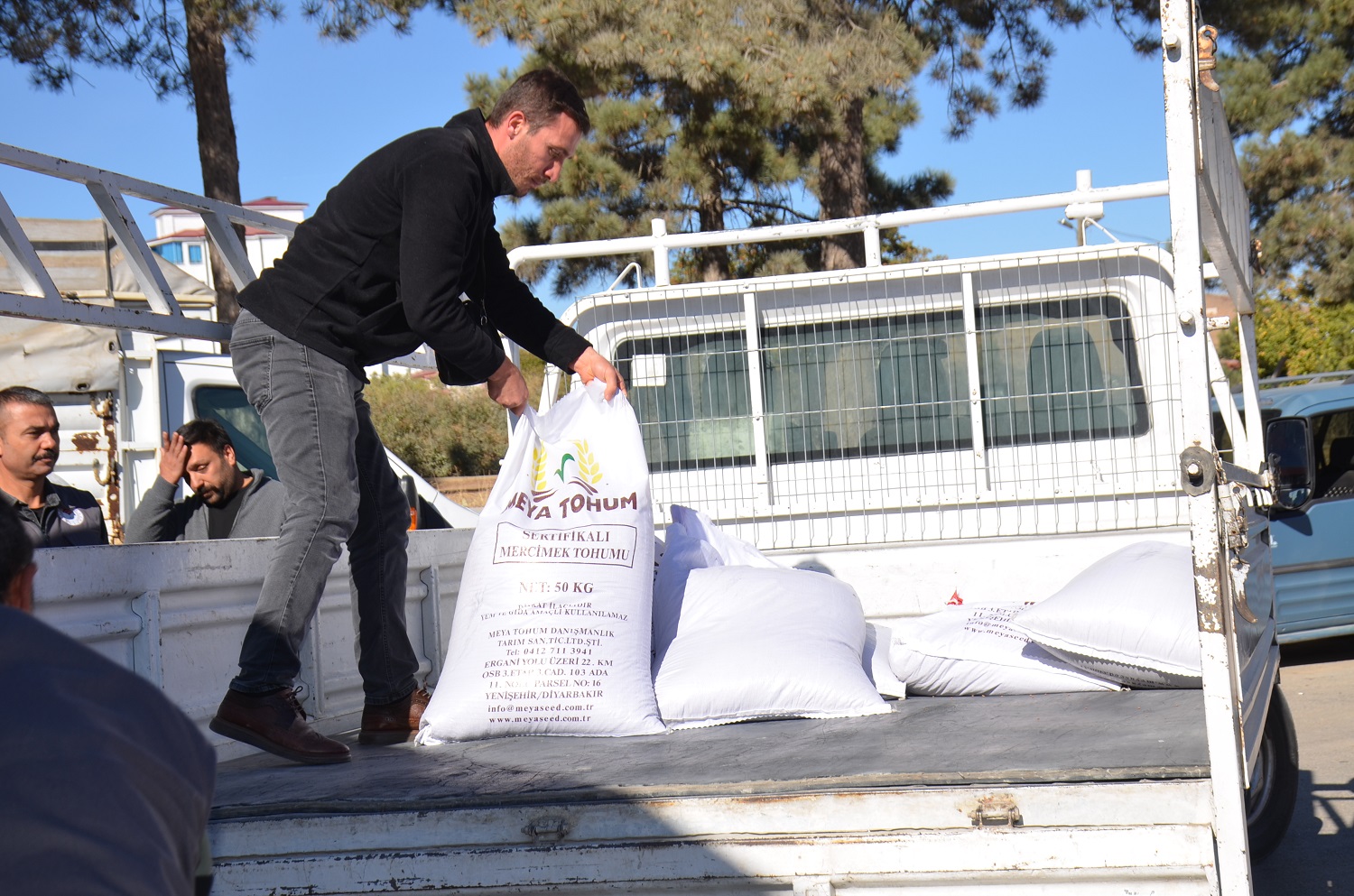 Afşin’de Çiftçilere 27 Ton Kırmızı Mercimek Tohumu Dağıtıldı (5)