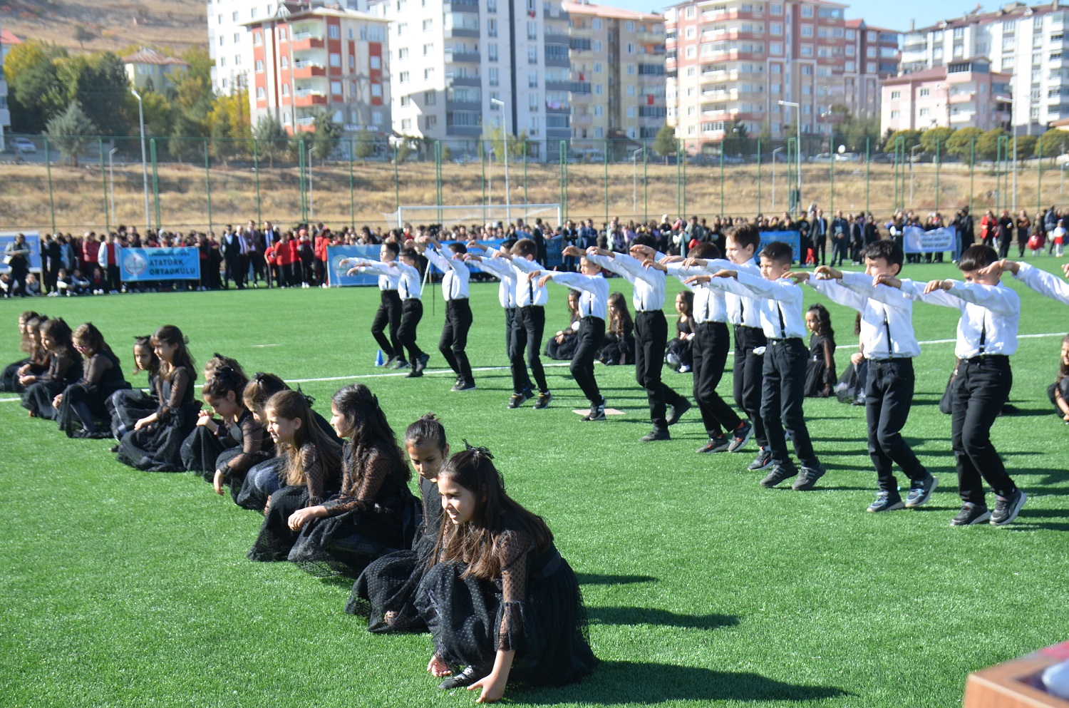 Afşin’de Cumhuriyet’in 101. Yılı Büyük Coşkuyla Kutlandı (16) Kopya