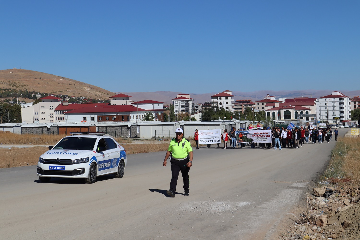 Afşin’de “Sağlık İçin Harekete Geç” Yürüyüşü Düzenlendi (13)