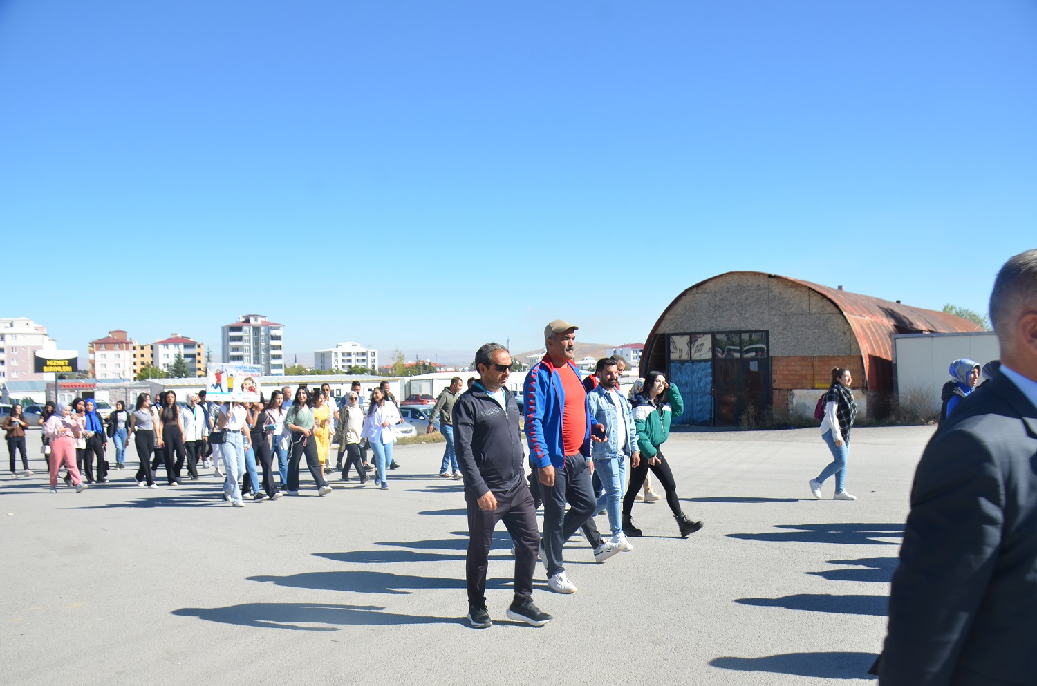 Afşin’de “Sağlık İçin Harekete Geç” Yürüyüşü Düzenlendi (5)