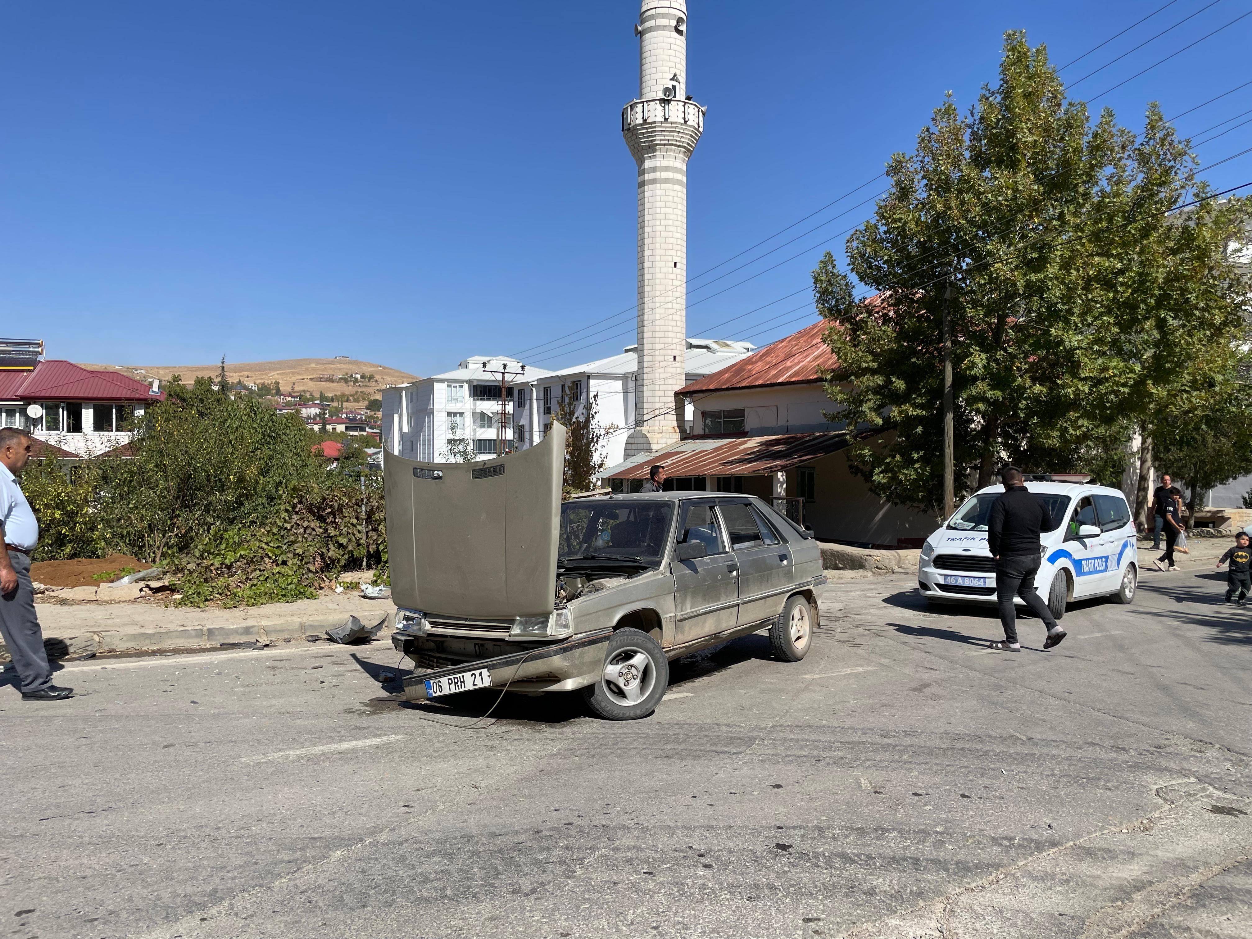 Afşin’de Trafik Kazası 1 Yaralı