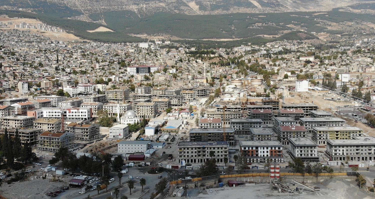 Azerbaycan Mahallesi'nde Binalar Renkleniyor (2)