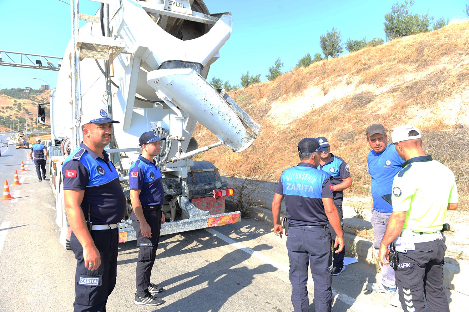 Büyükşehir’den Ağır Tonajlı Araçlara Sıkı Denetim (1)