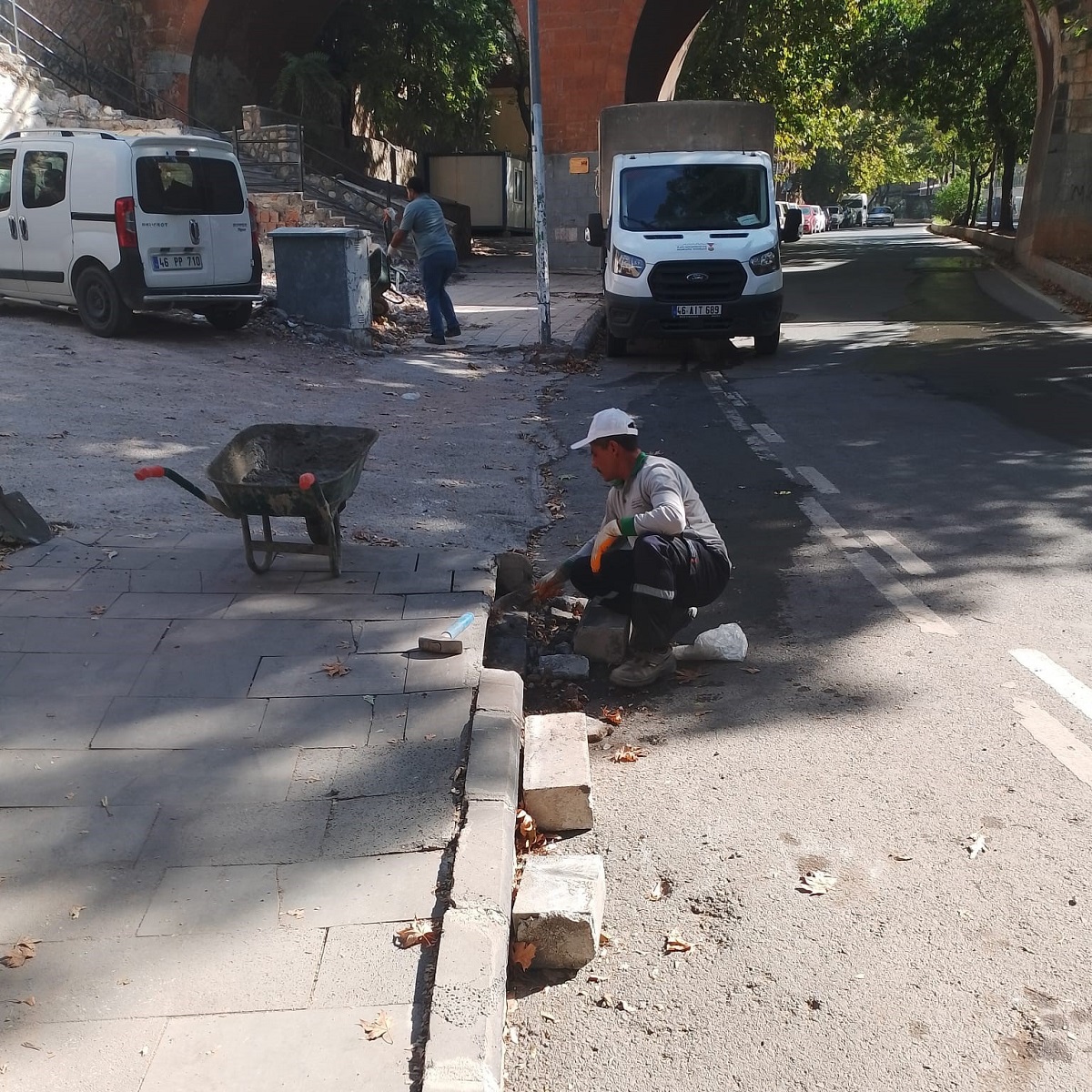 Büyükşehir’in Mobil Hizmet Ekibi 724 Sahada (2)