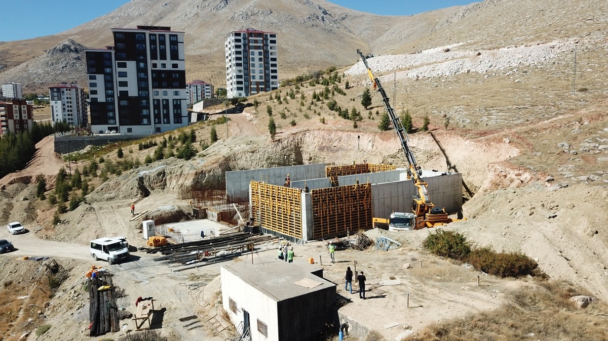 Elbistan’ın İçmesuyu Geleceğini Güvence Altına Alacak Dev Yatırım Başladı (3)