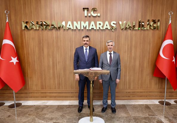 Erzurum Valisi Çiftçi, Vali Ünlüer’i Makamında Ziyaret Etti